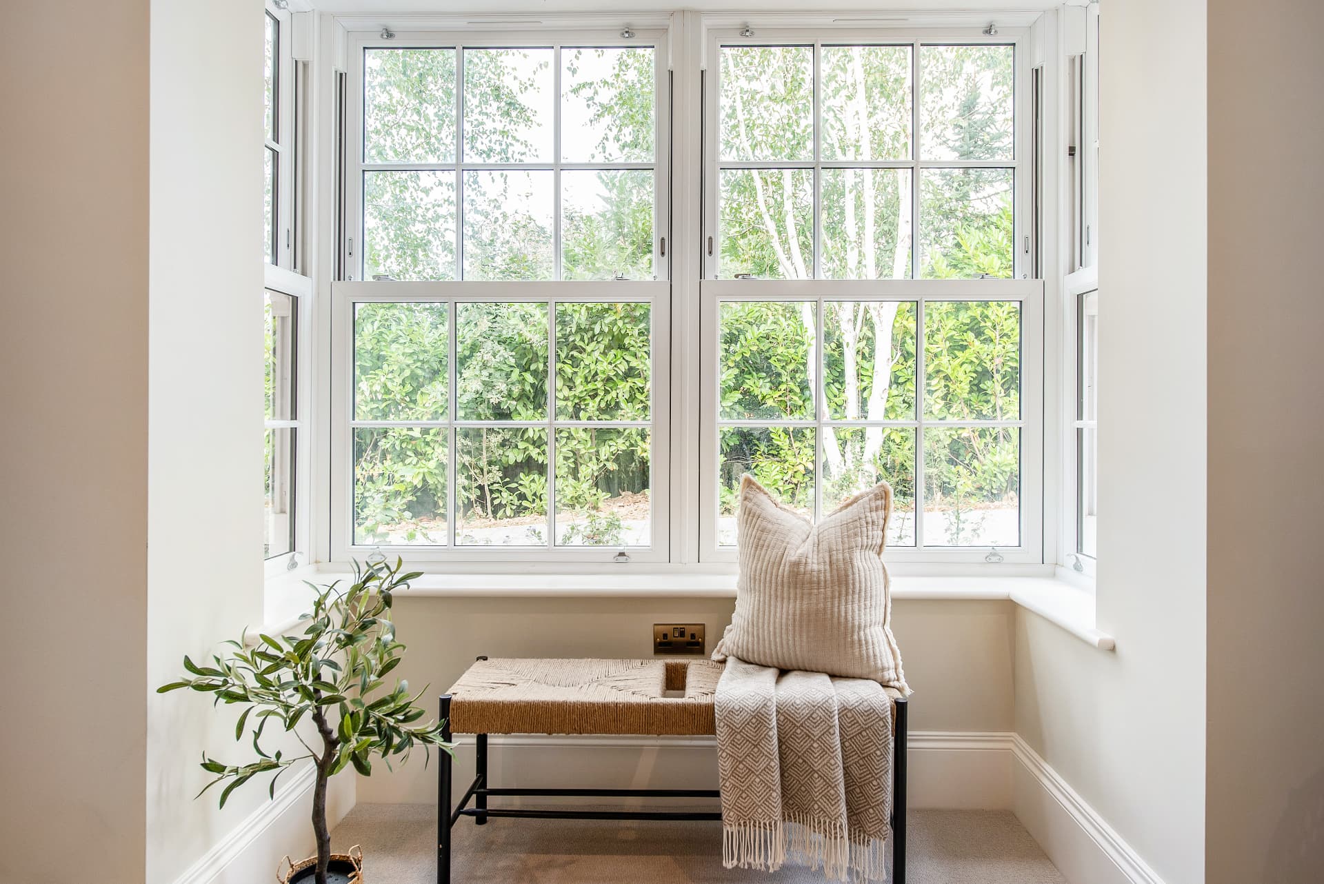 Heathcote — Bay window seat