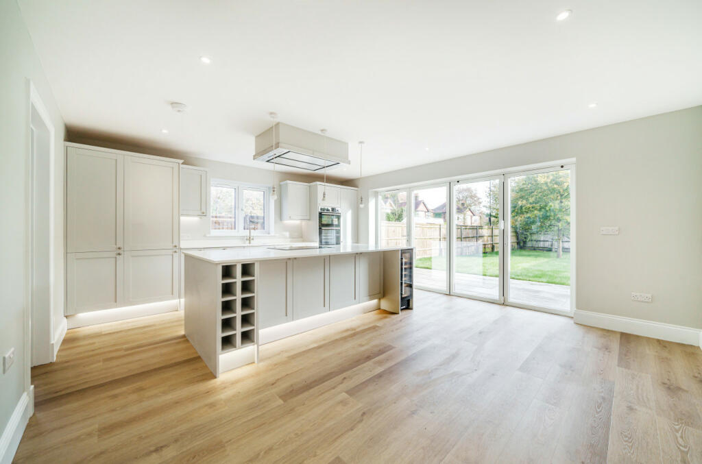 Glen Eyre Road — Open-plan kitchen and dining space